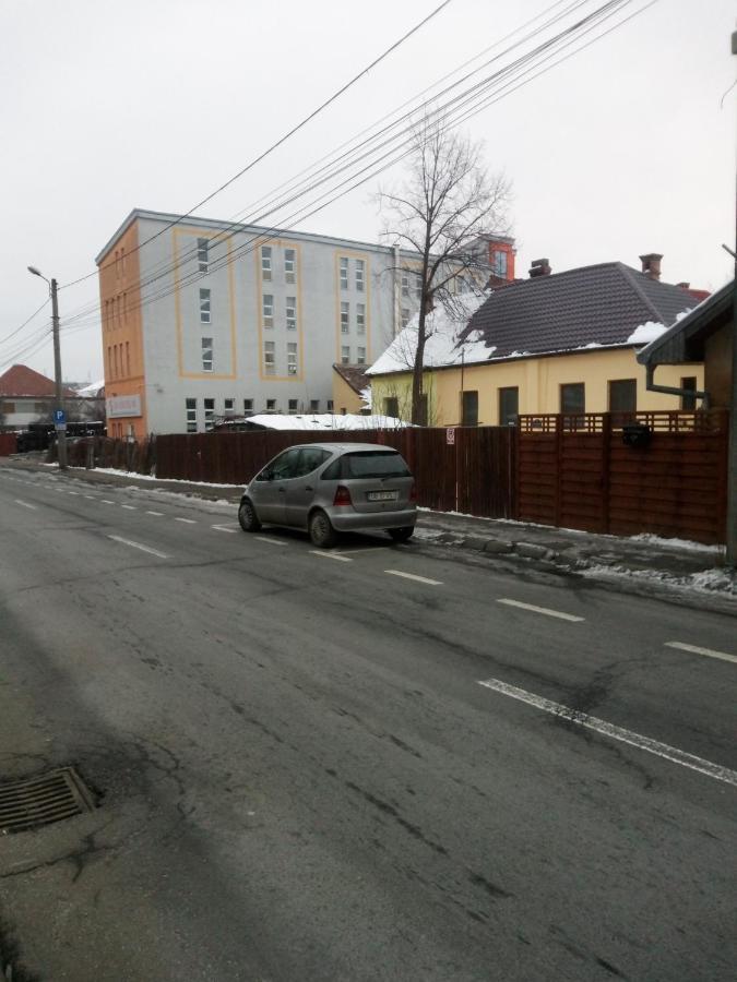 Alex-Gabriel Apartment Sibiu Exterior photo